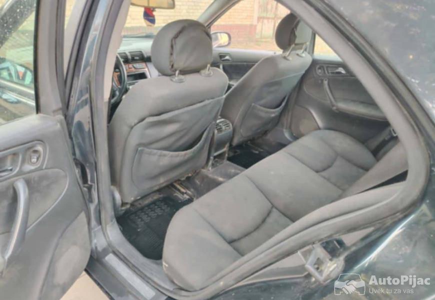 mecka_c200_7_polovni_automobili_autopijac.rs