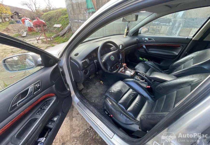 skoda_superb_25v6_9_polovni_automobili_autopijac.rs