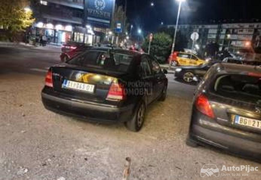 bora_19_tdi_7_polovni_automobili_autopijac.rs