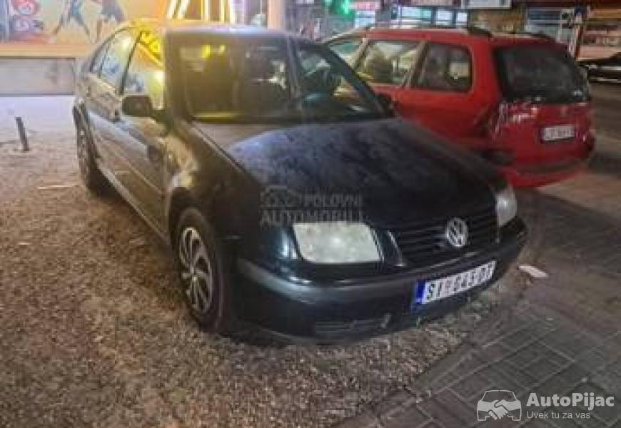bora_19_tdi_8_polovni_automobili_autopijac.rs
