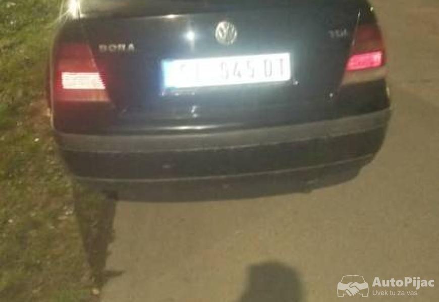 bora_19_tdi_9_polovni_automobili_autopijac.rs