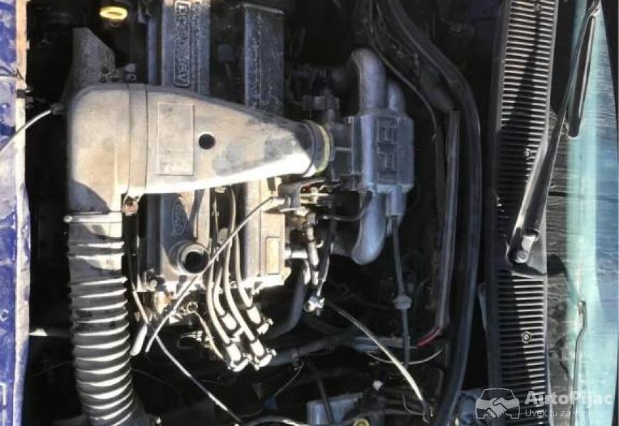 ford_escord_cabrio_18i_efi_2001_131_ks_8_polovni_automobili_autopijac.rs