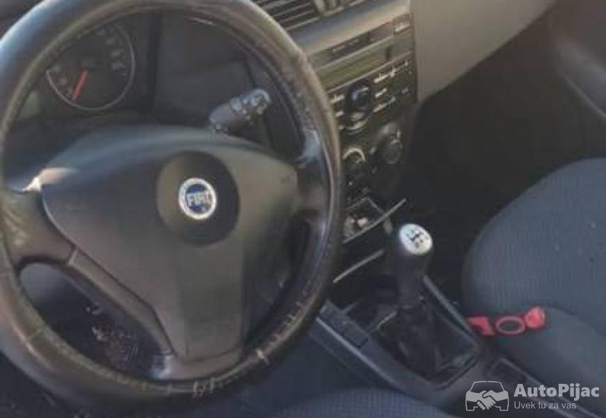 stilo_19jtd_2003god_odjavljen_istekla_reg_moze_zam_9_polovni_automobili_autopijac.rs