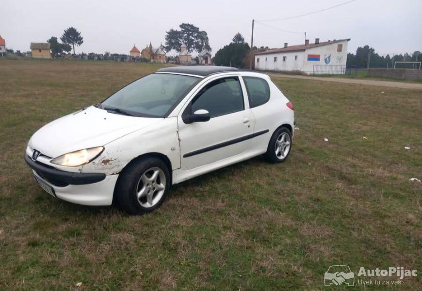 pezo20619dizelgodiste2002reg1512026_3_polovni_automobili_autopijac.rs