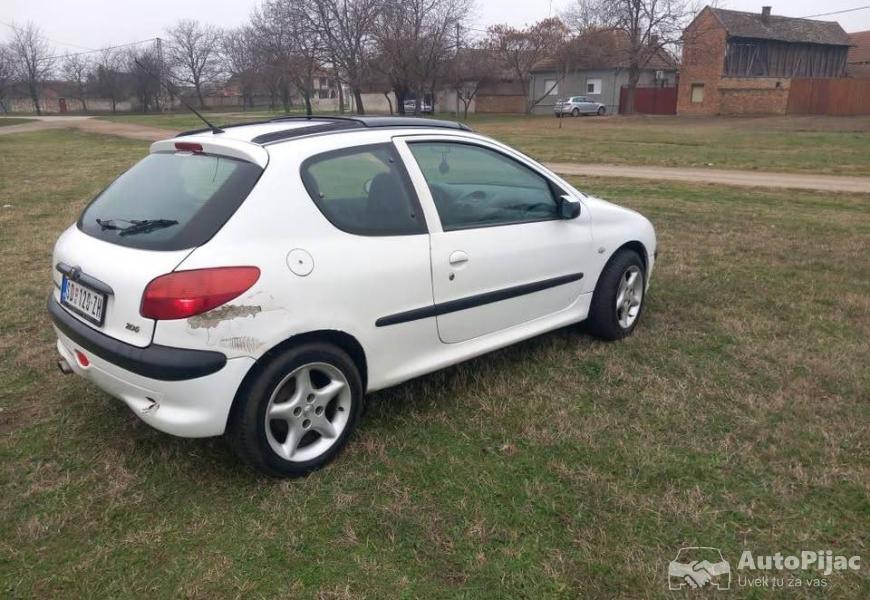 pezo20619dizelgodiste2002reg1512026_8_polovni_automobili_autopijac.rs