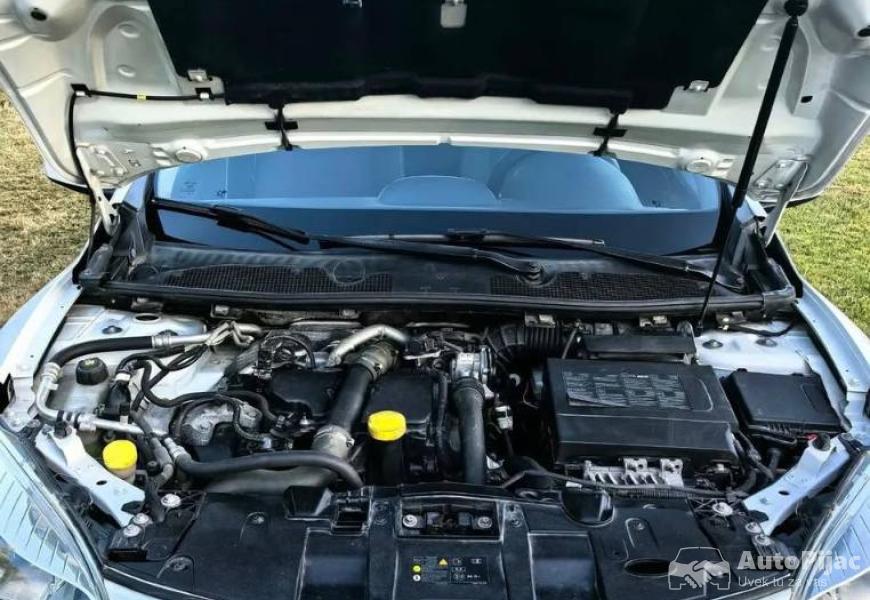 2013_reno_megane_3_hatchback_10_polovni_automobili_autopijac.rs