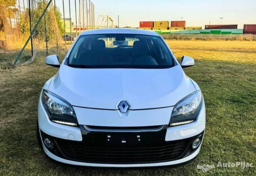 2013_reno_megane_3_hatchback_3_polovni_automobili_autopijac.rs