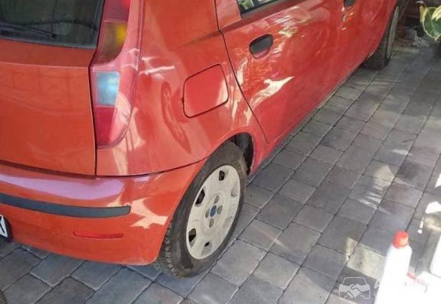 punto_204_1_polovni_automobili_autopijac.rs