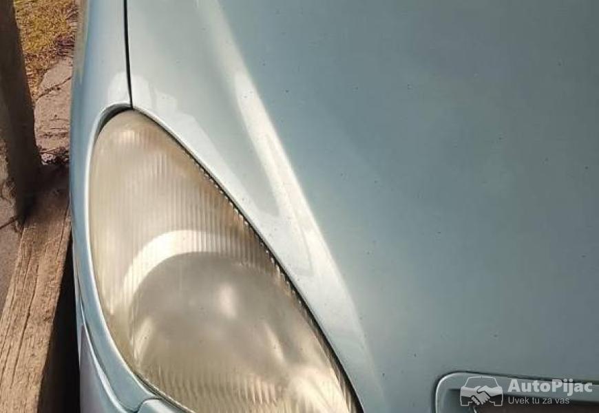 2002_citron_xsara_picaso_18_2_polovni_automobili_autopijac.rs