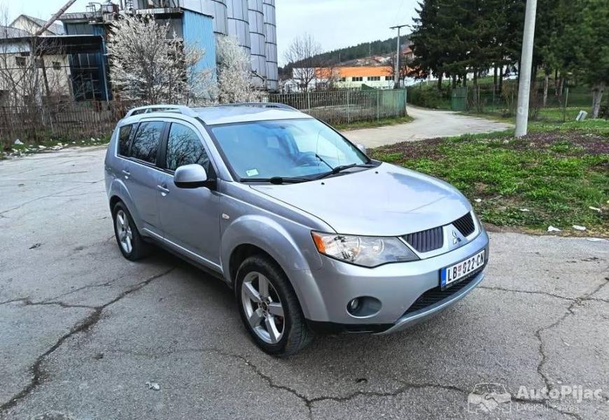 mitshubisi_outlander_20_7_polovni_automobili_autopijac.rs