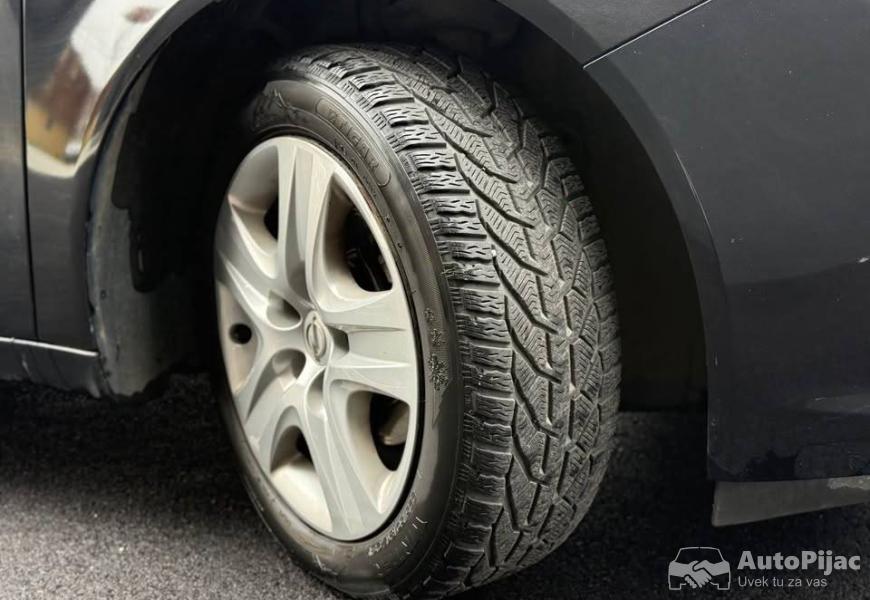 opel_insignia_7_polovni_automobili_autopijac.rs