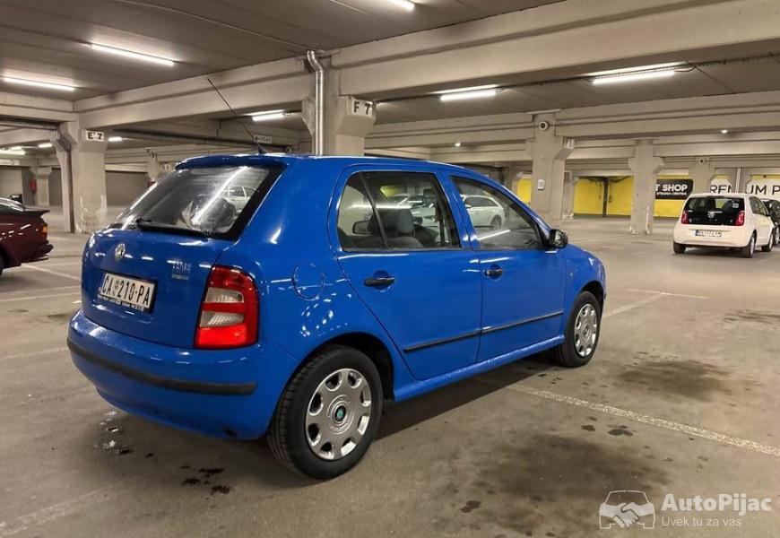 skoda_fabia_12_bengas_2004_tek_reg_atest_do_2030_s_4_polovni_automobili_autopijac.rs
