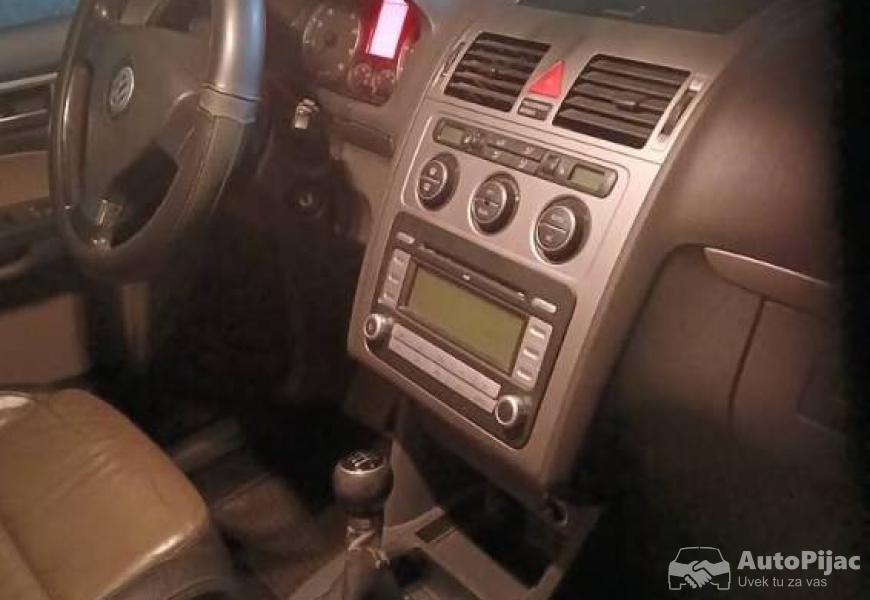 vw_turan_14_tsi_13_polovni_automobili_autopijac.rs