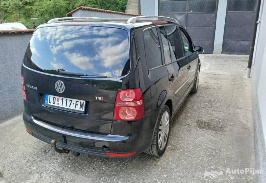 vw_turan_14_tsi_9_polovni_automobili_autopijac.rs