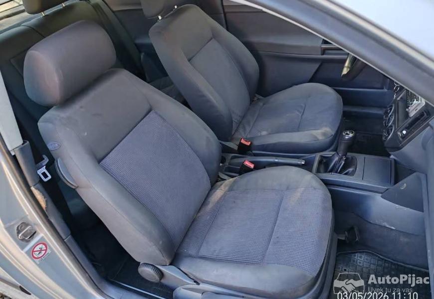vw_polo_12_benzin_9_polovni_automobili_autopijac.rs