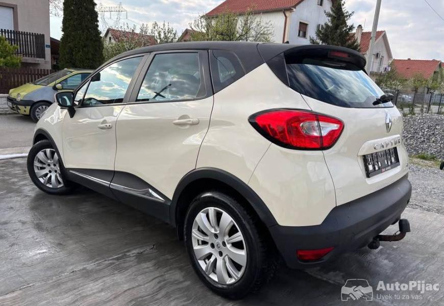 renault_captur_2014_15_dizel_5_polovni_automobili_autopijac.rs