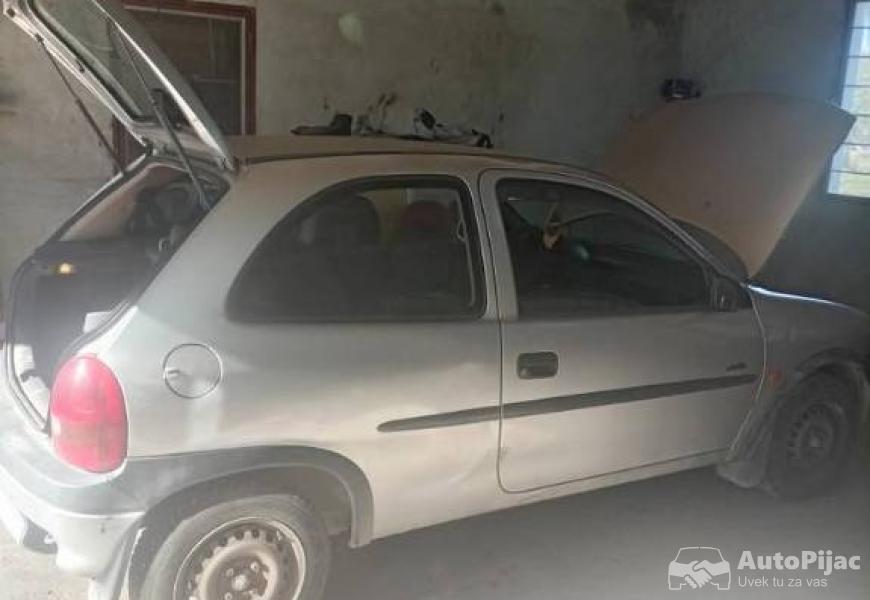 opel_corsa_10_eco_tek_10_polovni_automobili_autopijac.rs