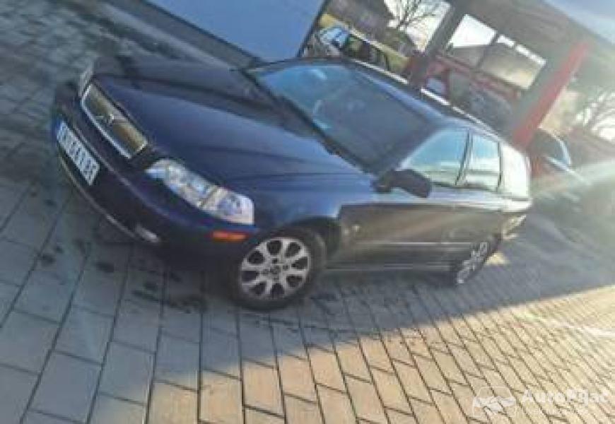 volvo_v40_19_dizelregistrovan_5_polovni_automobili_autopijac.rs