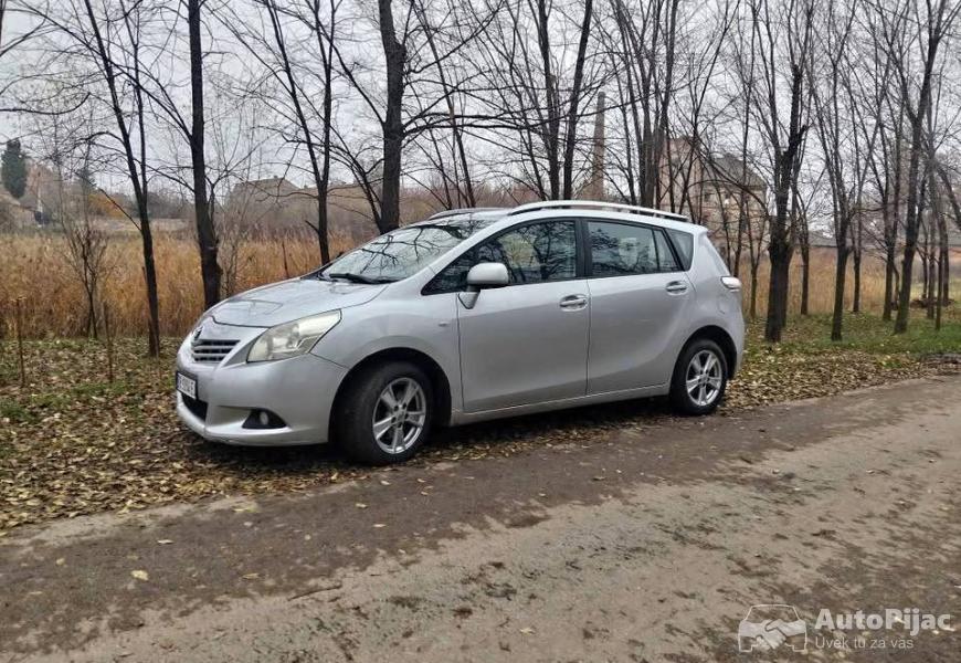 toyota_verso_201020_dizel0604199056_1_polovni_automobili_autopijac.rs