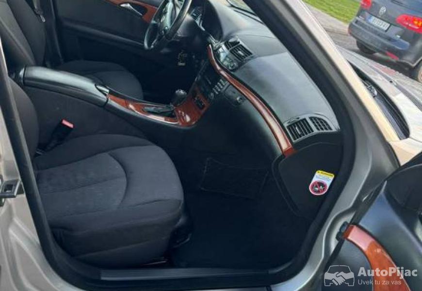 mercedes_e_220_8_polovni_automobili_autopijac.rs