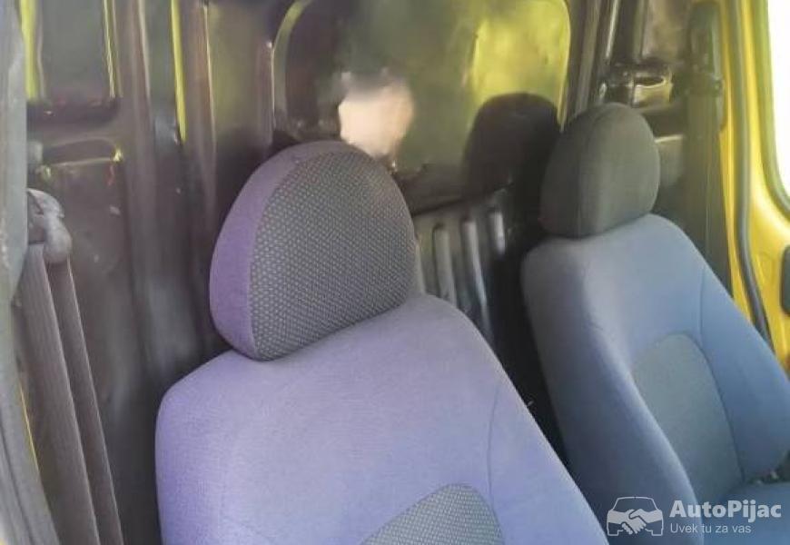 fiat_doblo_19dizel_2002god_13_polovni_automobili_autopijac.rs