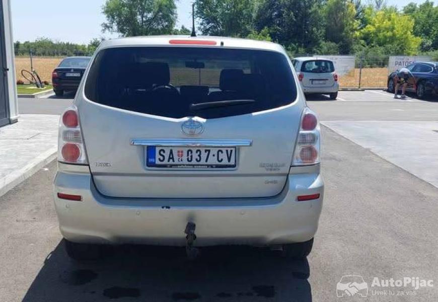 toyota_corolla_verso_2_polovni_automobili_autopijac.rs