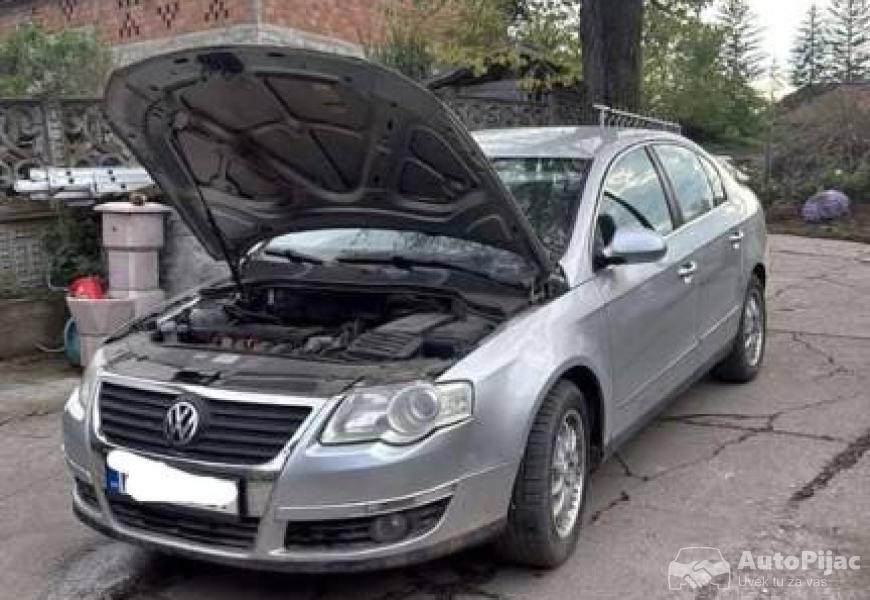 2008_volkswagen_passat_b6_20_fsi_delovi_1_polovni_automobili_autopijac.rs