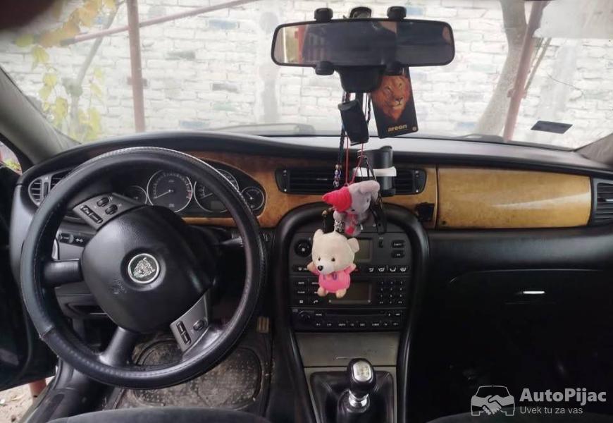 jaguar_x_tyupe_20_4_polovni_automobili_autopijac.rs
