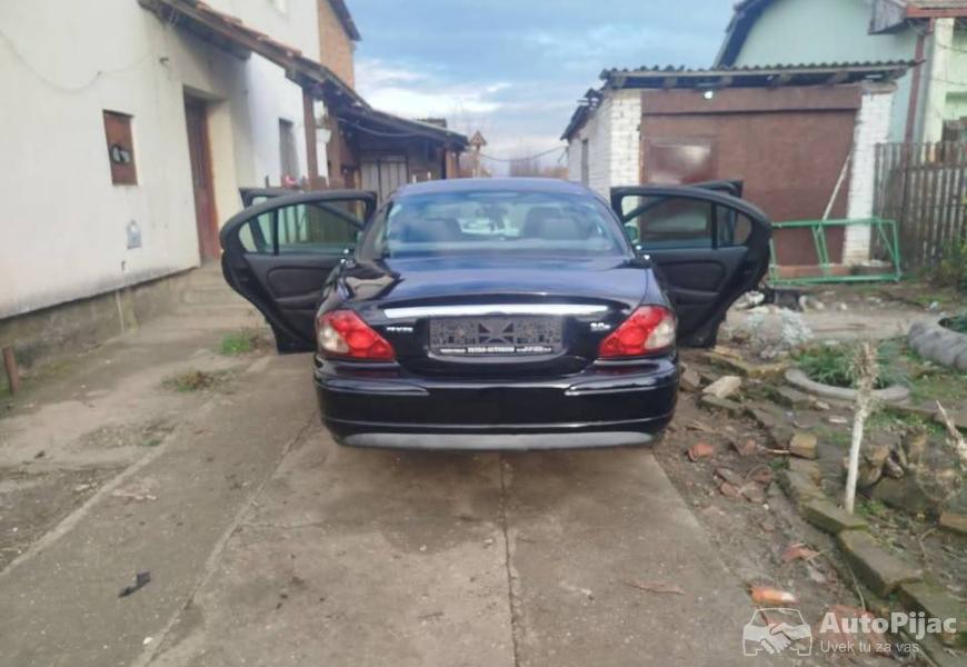 jaguar_x_tyupe_20_5_polovni_automobili_autopijac.rs