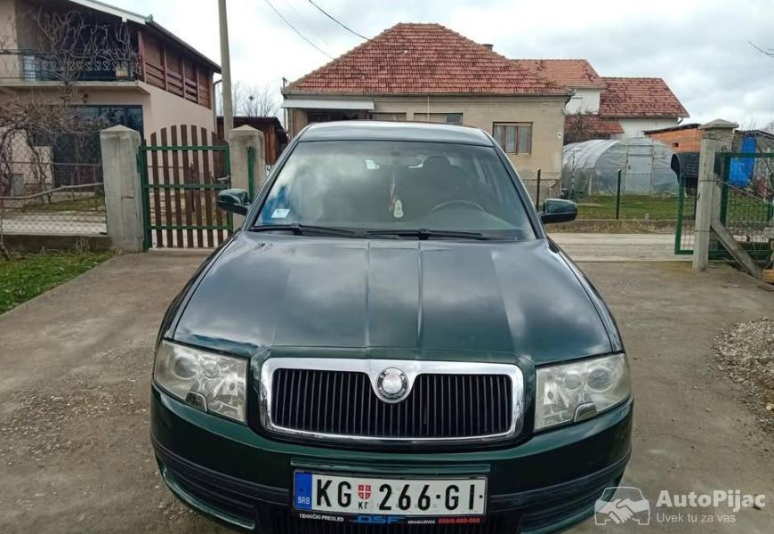skoda_superb_19tdi_3_polovni_automobili_autopijac.rs