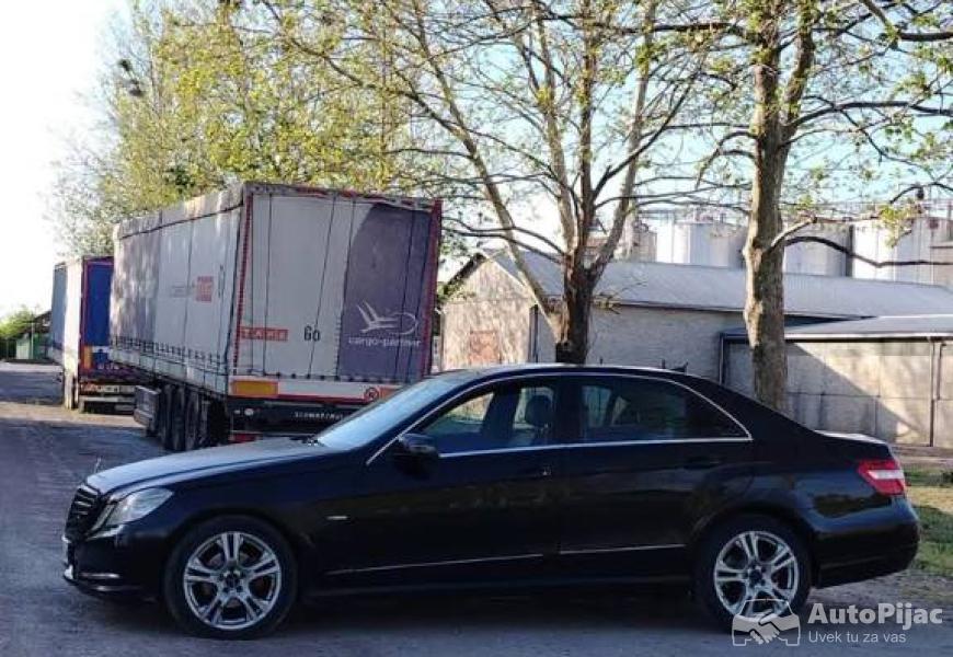 moze_zamena_2013_god_e_200_cdi_reg_dugo_moze_zamen_3_polovni_automobili_autopijac.rs