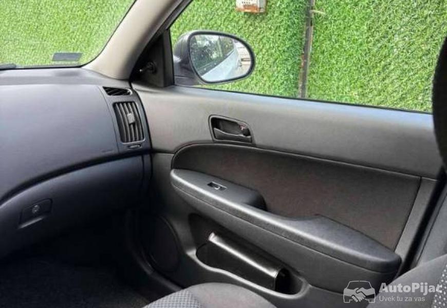hyundai_i30_14_9_polovni_automobili_autopijac.rs