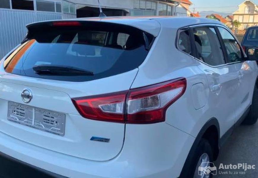 nisan_kaskai_2_polovni_automobili_autopijac.rs