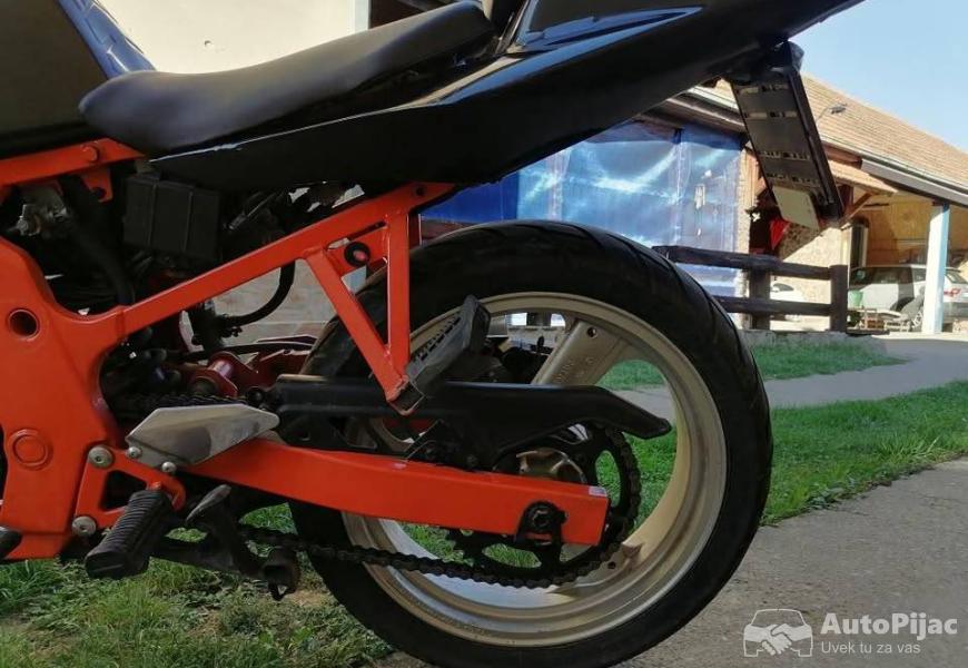 suzuki_gs_500_4_polovni_automobili_autopijac.rs
