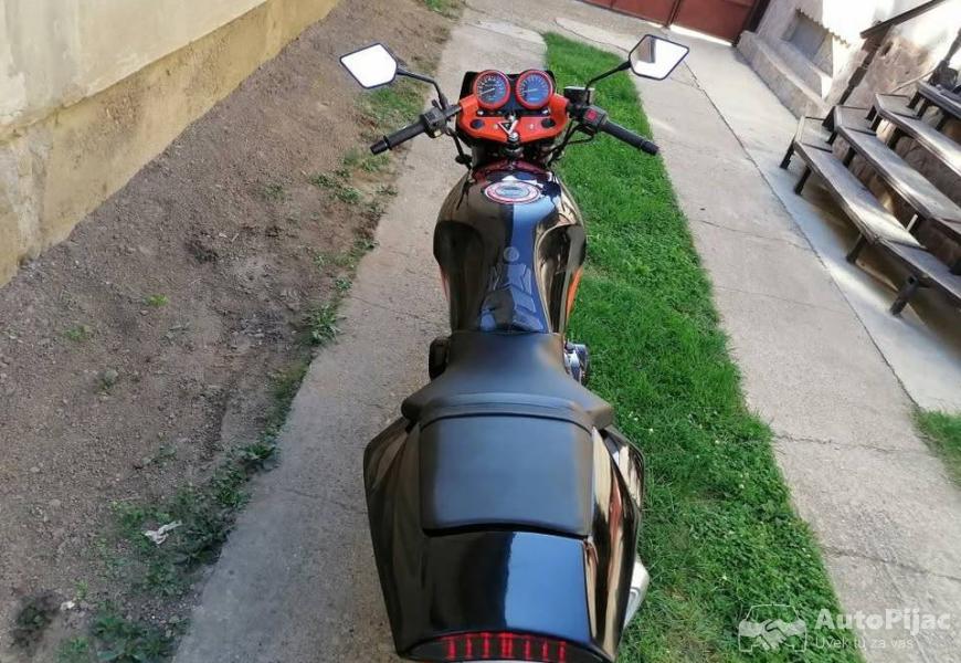 suzuki_gs_500_9_polovni_automobili_autopijac.rs
