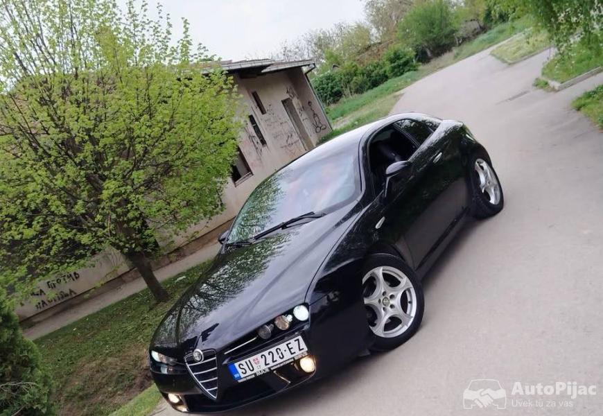 alfa_romeo_brera_2_polovni_automobili_autopijac.rs