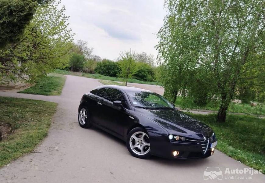 alfa_romeo_brera_3_polovni_automobili_autopijac.rs