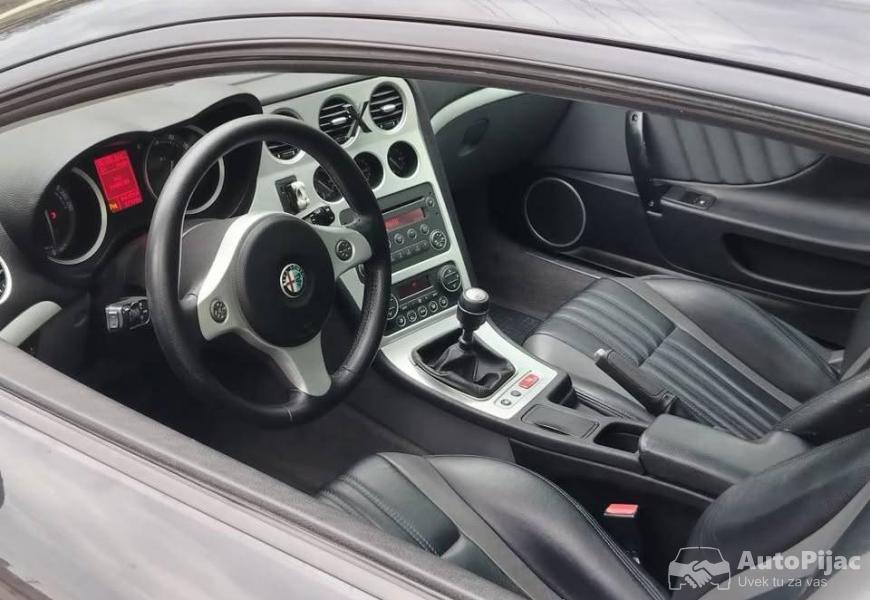 alfa_romeo_brera_4_polovni_automobili_autopijac.rs
