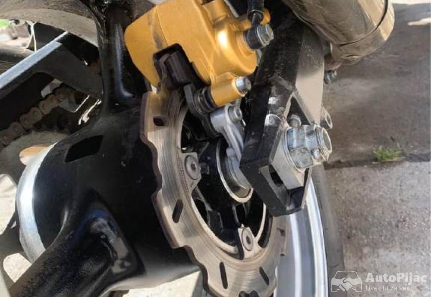 kawasaki_z1000_3_polovni_automobili_autopijac.rs