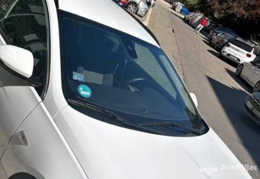 insignia_2019_1_polovni_automobili_autopijac.rs