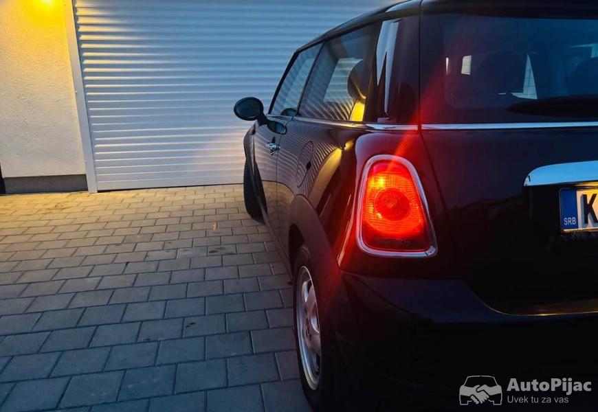 mini_one_14_2009_8_polovni_automobili_autopijac.rs