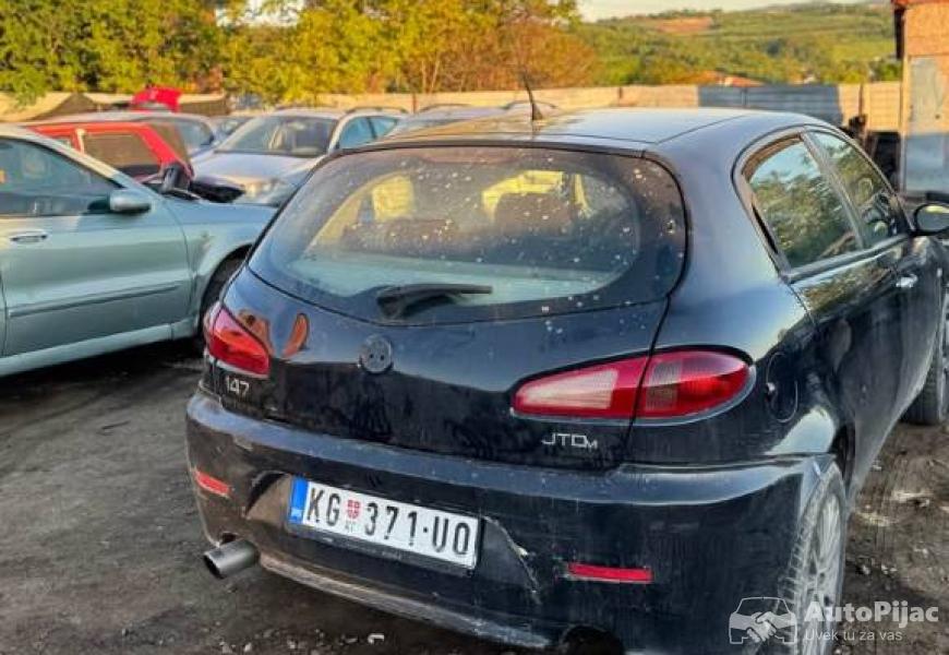 alfa_romeo_147_19jtdm_restajling_delovi_4_polovni_automobili_autopijac.rs