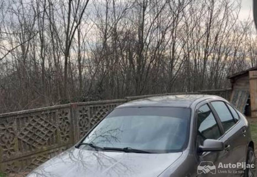 seat_leon_19tdi_2_polovni_automobili_autopijac.rs