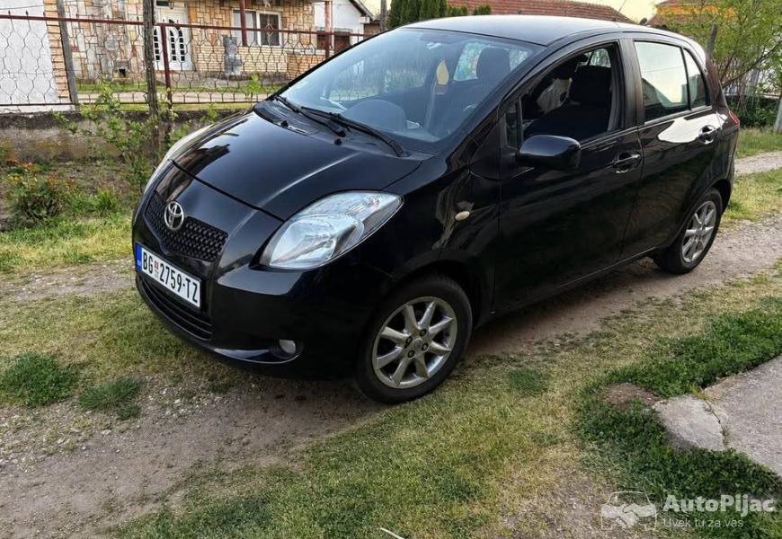 na_prodaju_toyota_2_polovni_automobili_autopijac.rs
