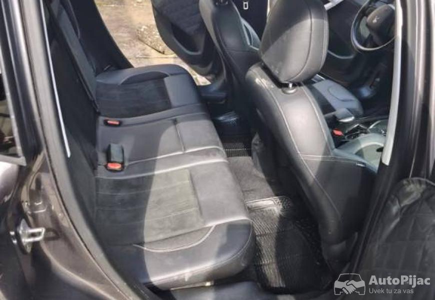 peugeot_2008_2016god_allure_automatik_5_polovni_automobili_autopijac.rs