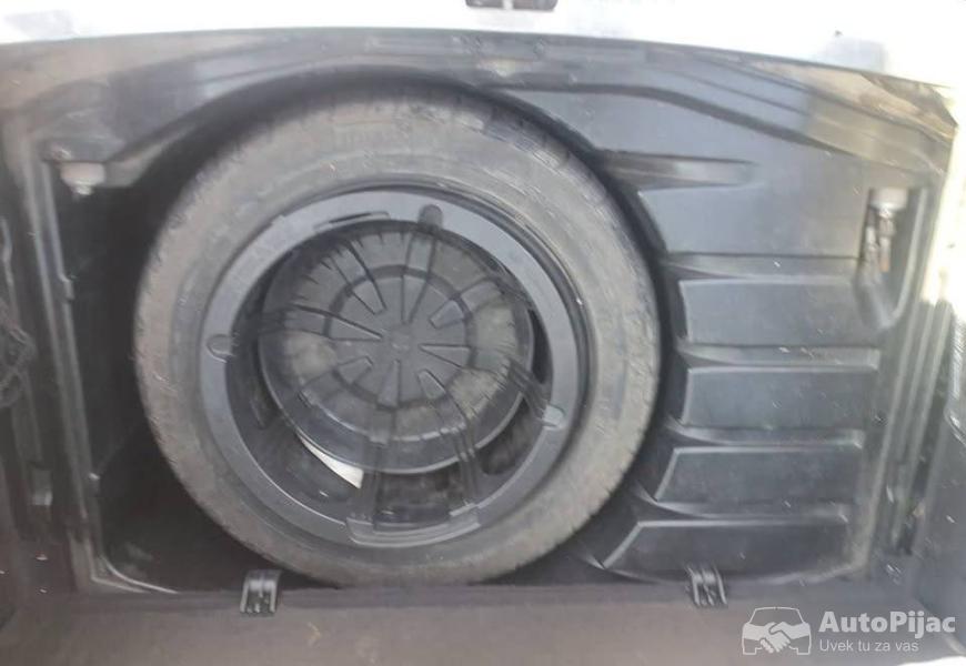 mercedes_c220_cdi_w203_13_polovni_automobili_autopijac.rs