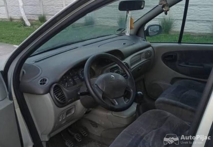 renault_scenic_1_7_polovni_automobili_autopijac.rs