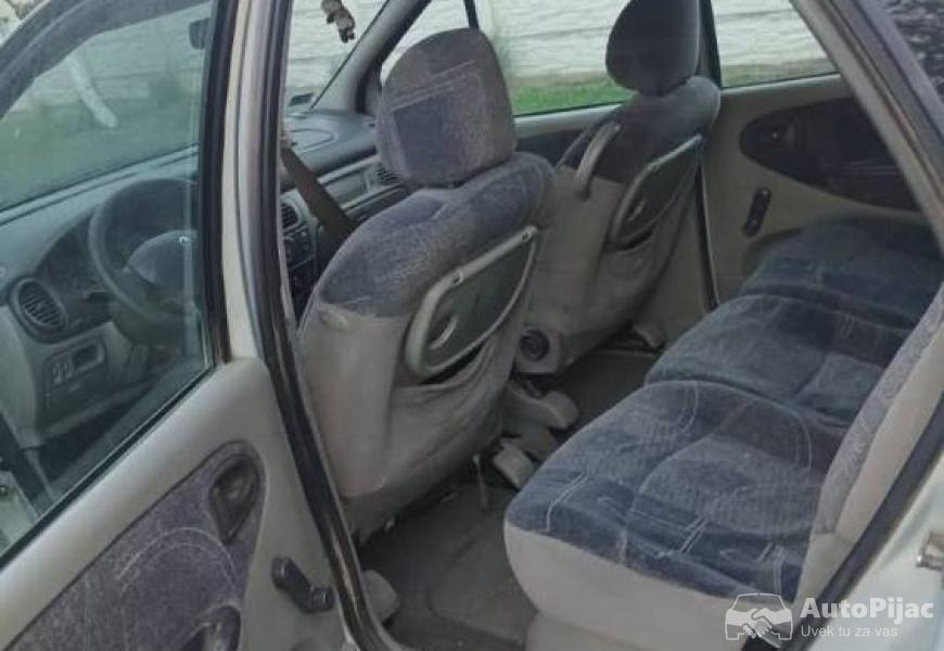 renault_scenic_1_8_polovni_automobili_autopijac.rs