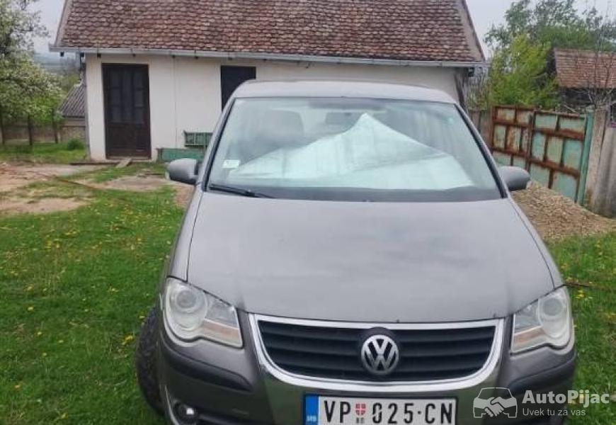 touran_19_tdi_dizel_2_polovni_automobili_autopijac.rs