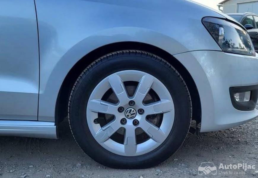 vw_polo_2012_12_tdi_navi_ss_euro_5_bluemotion_15_polovni_automobili_autopijac.rs